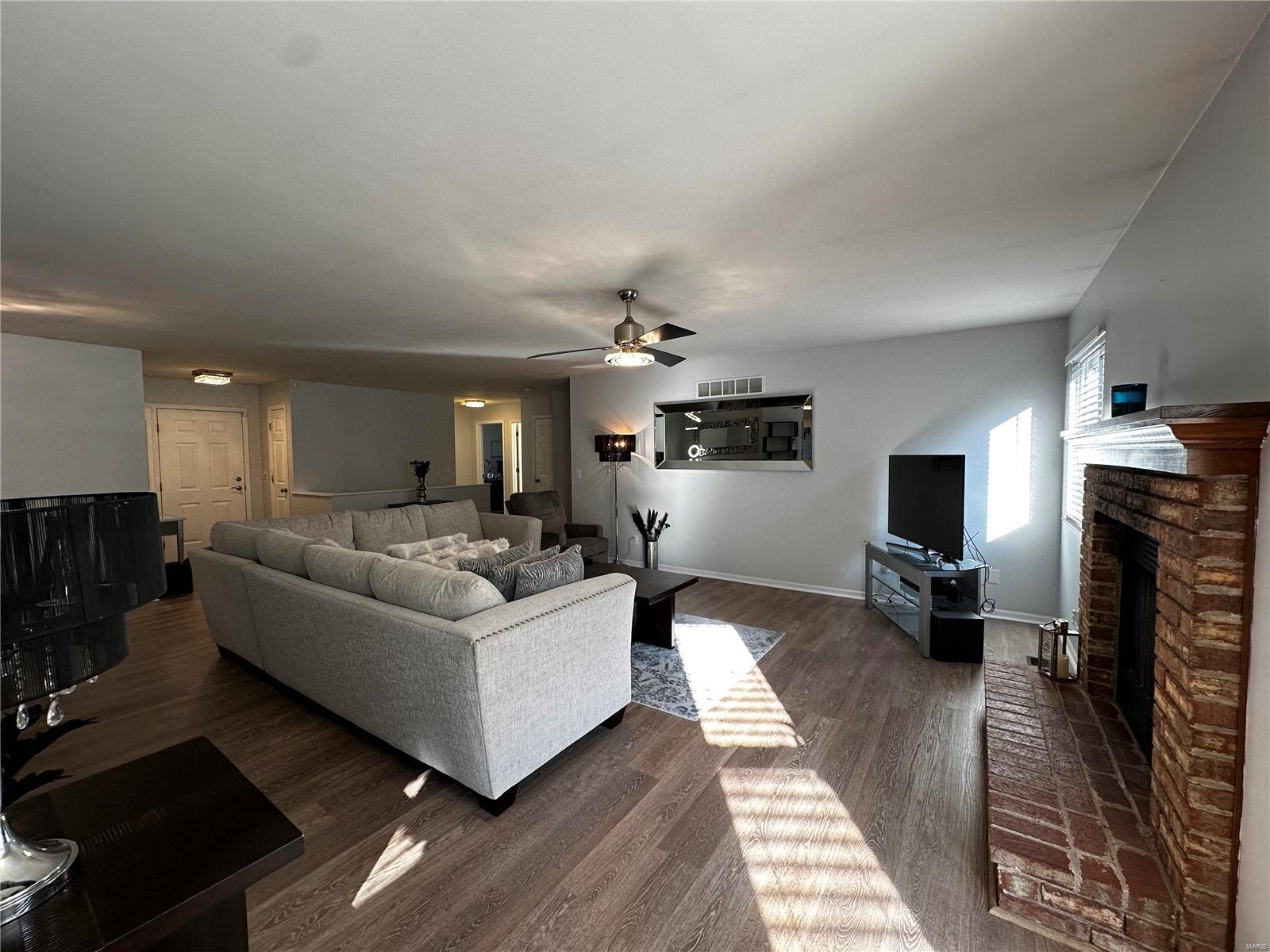 89 Hillside Meadows St. Charles, MO 63303 - Photo 5 of 26