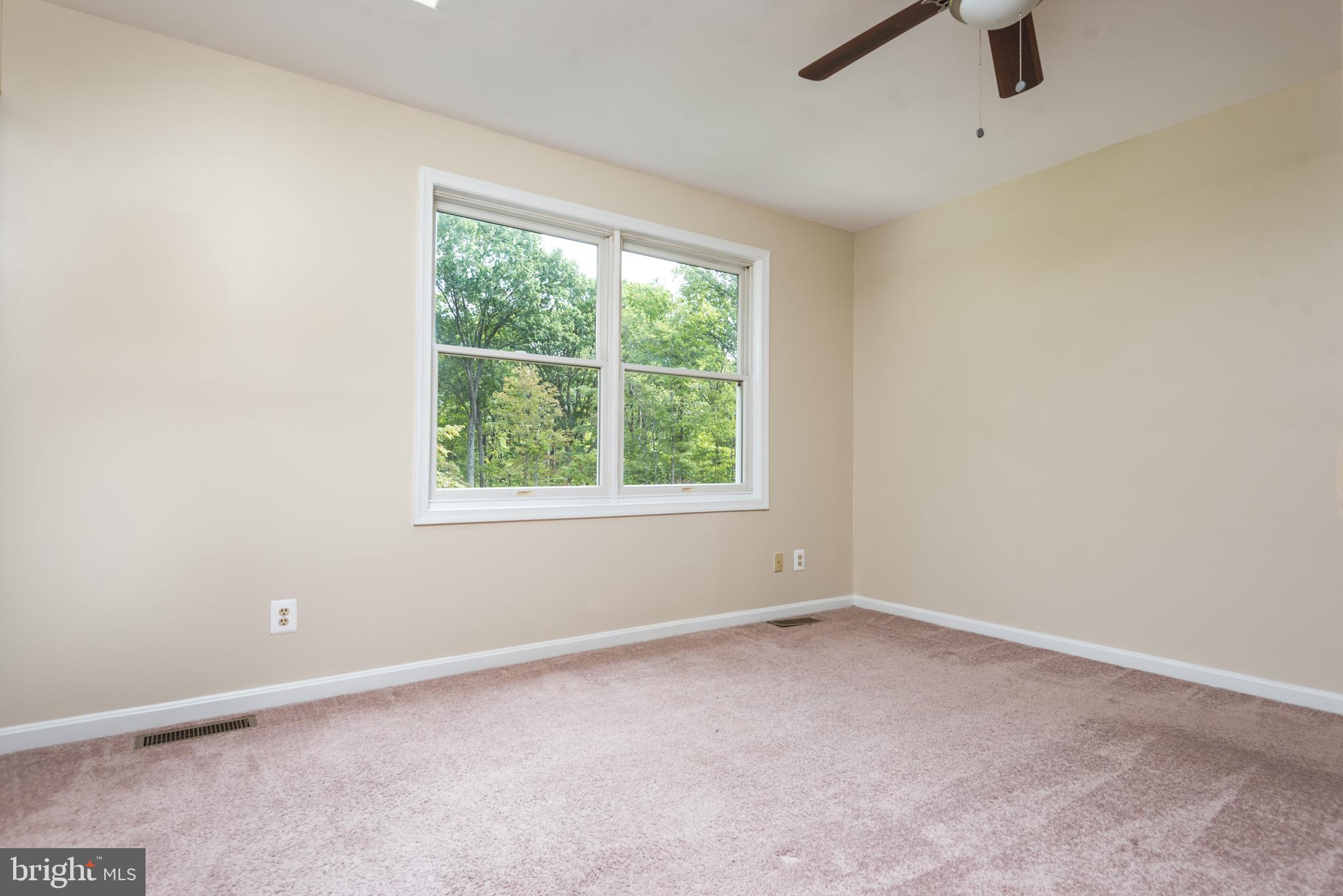 5406 Mountain Road Broad Run, VA 20137 - Photo 24 of 54 Bedroom 2 Upper Level