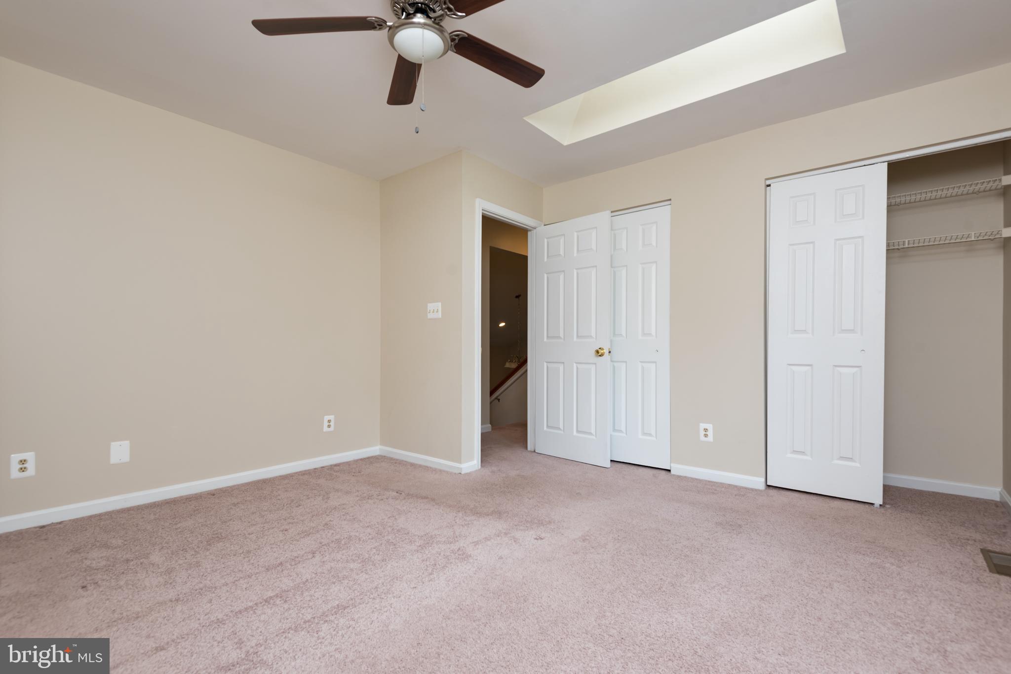 5406 Mountain Road Broad Run, VA 20137 - Photo 25 of 54 Bedroom 2 Upper Level w Skylight