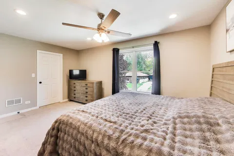 $359,000 | 8842 South Talman Avenue, Evergreen Park, IL 60805