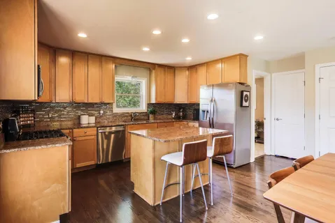 $359,000 | 8842 South Talman Avenue, Evergreen Park, IL 60805