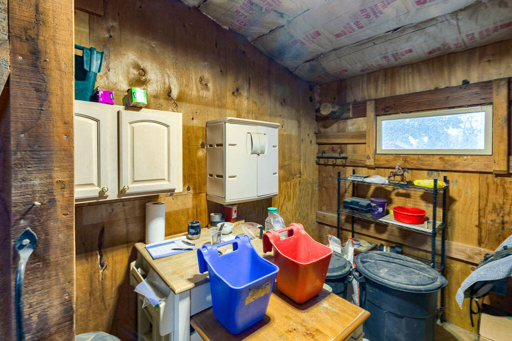2245 Colestin Road Ashland, OR 97520 - Photo 26 of 69 26