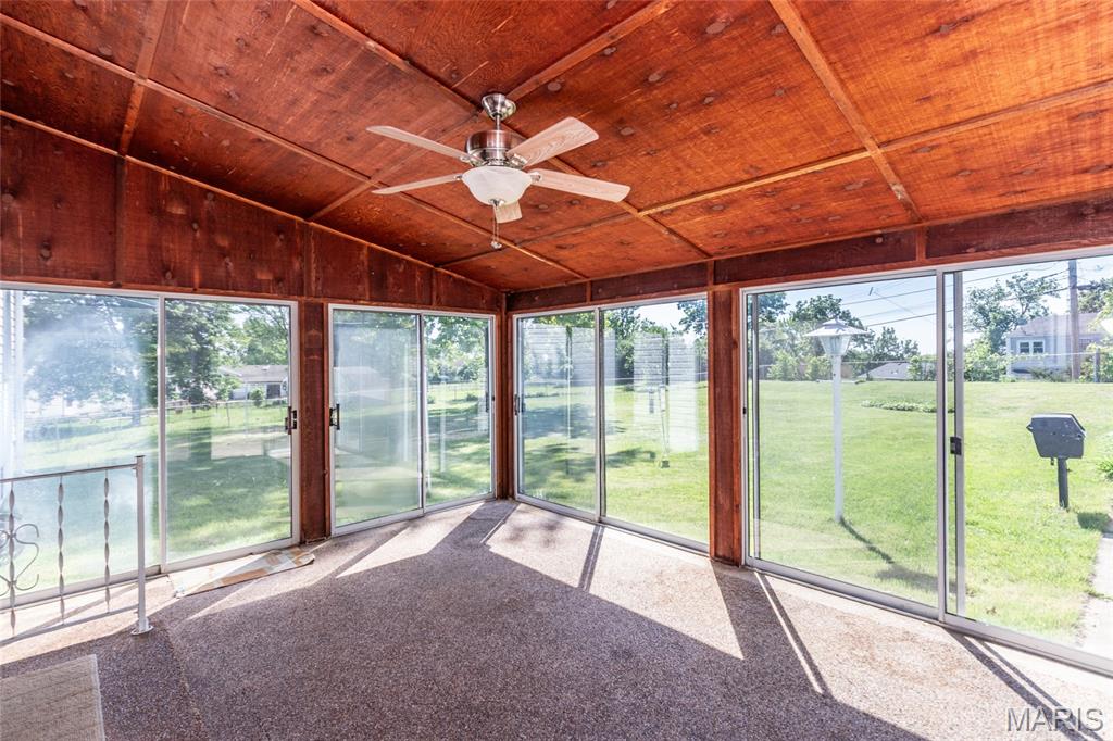 11048 Ridge Forest Court St. Louis, MO 63126 - Photo 24 of 30