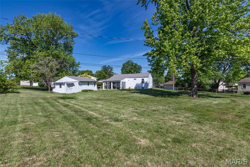 11048 Ridge Forest Court St. Louis, MO 63126 - Photo 28 of 30
