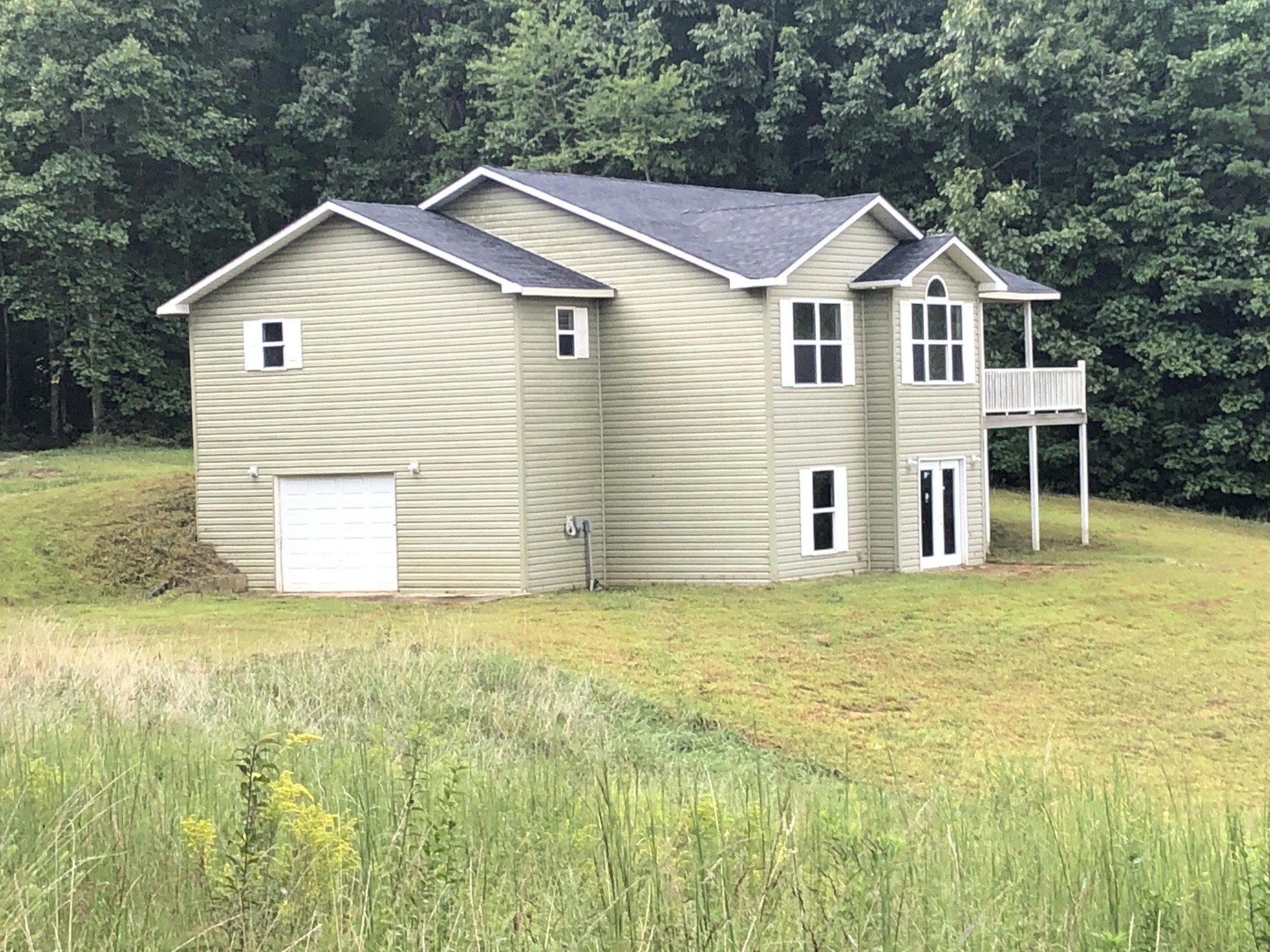 881 Marcum Town Road Oneida, TN 37841 - Photo 1 of 16