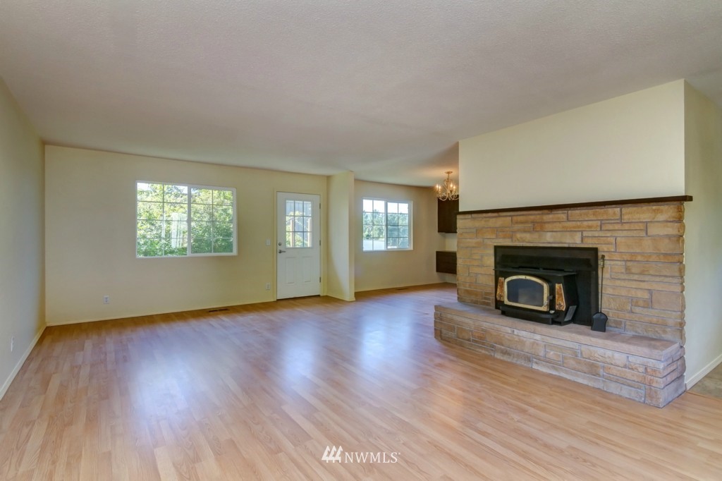 142 Horton Road Bellingham, WA 98226 - Photo 4 of 25 Gallery Image 4