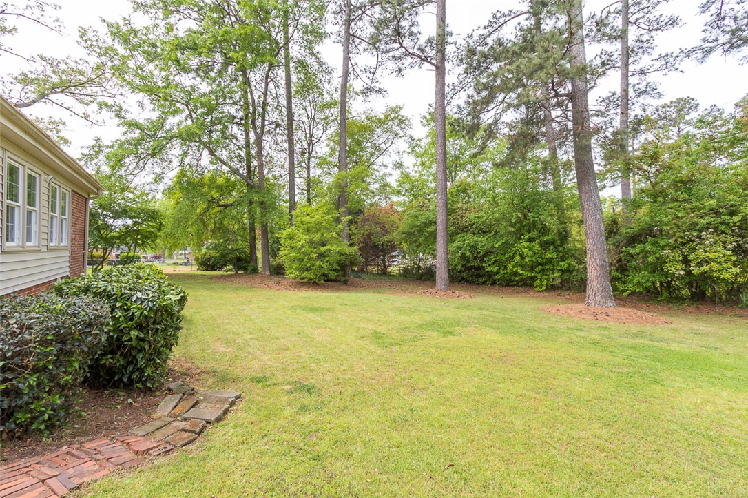 611 Regency Circle Anderson, SC 29625 - Photo 34 of 37