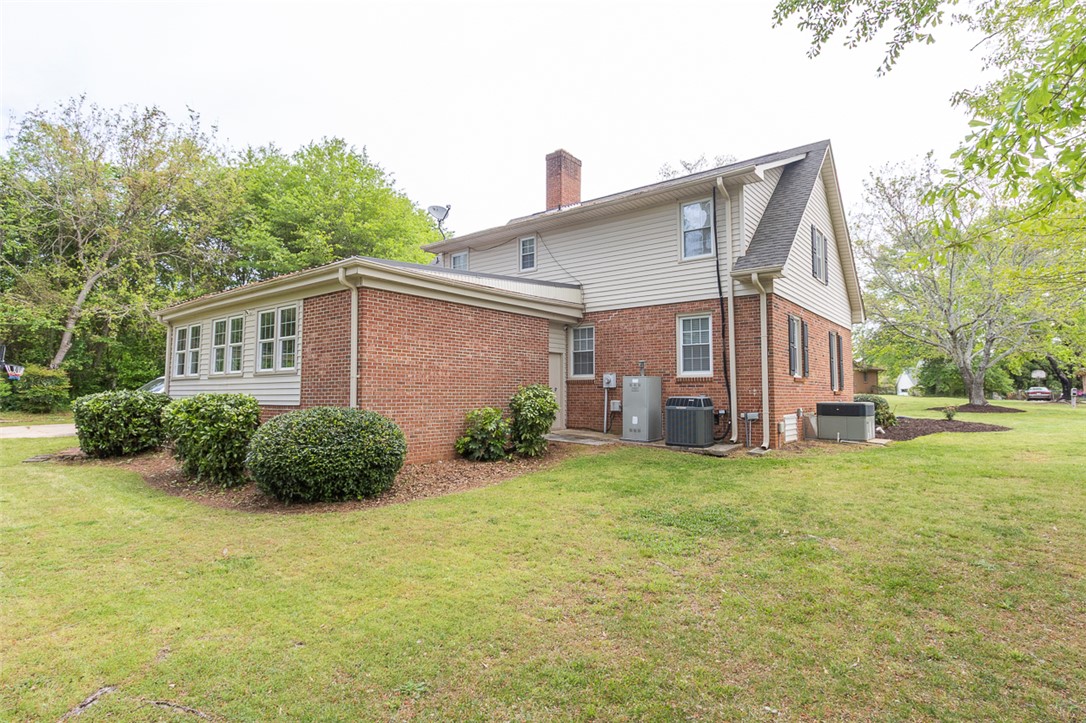 611 Regency Circle Anderson, SC 29625 - Photo 35 of 37