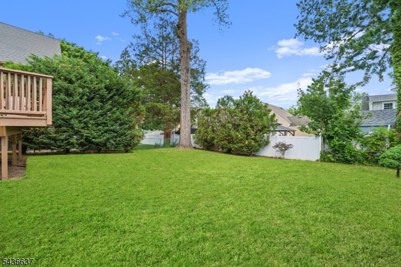 166 Beverly Hill Road Clifton, NJ 07012 - Photo 17 of 21