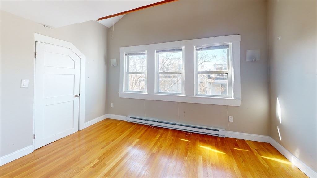4 Boylston Street, Unit 3 Boston, MA 02215 - Photo 3 of 5