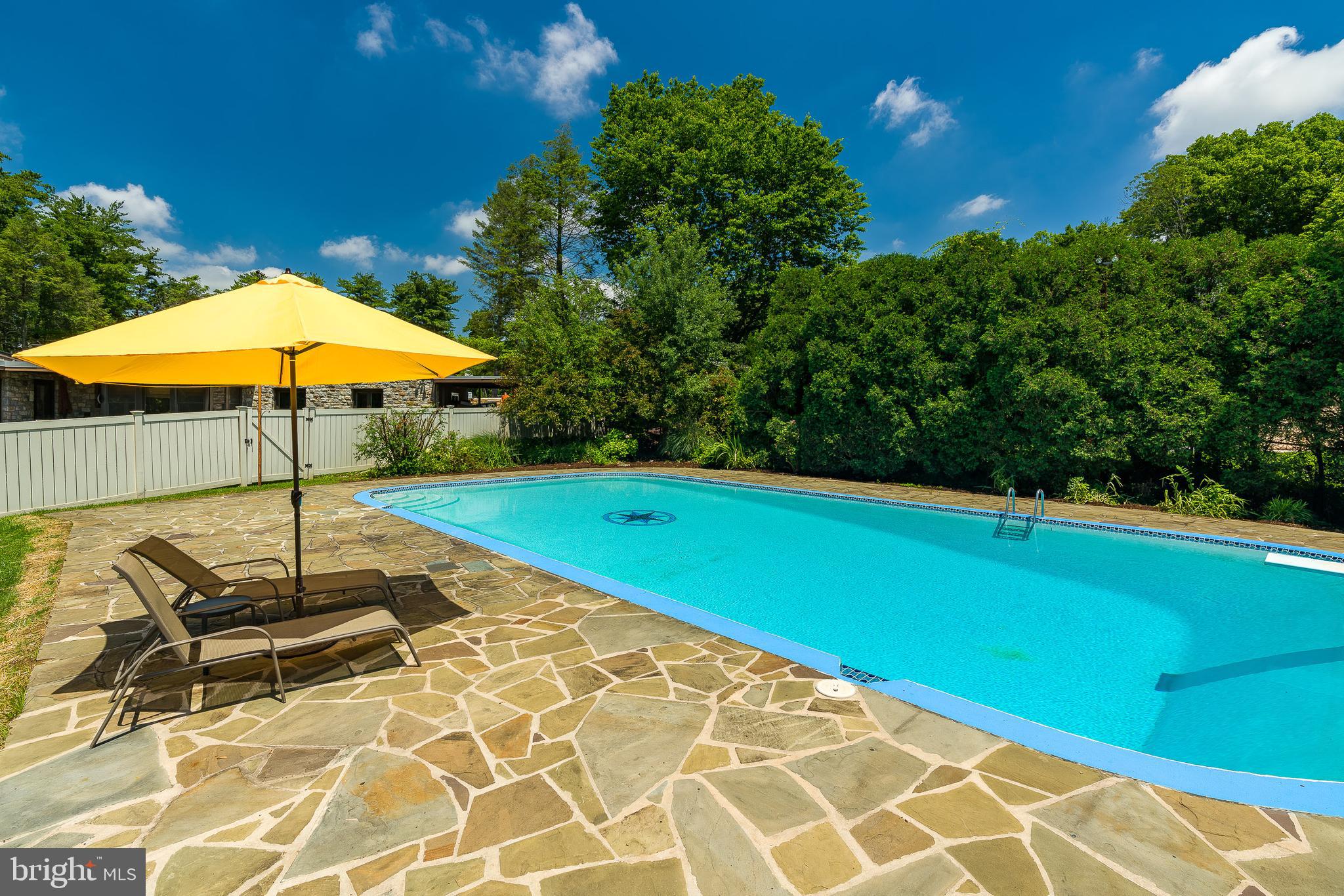 3025 Red Oak Road Reading, PA 19605 - Photo 4 of 52 Gallery Image 4