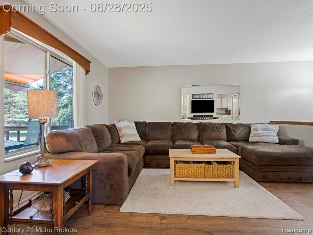 11433 Whitaker Road Fenton, MI 48430 - Photo 23 of 52
