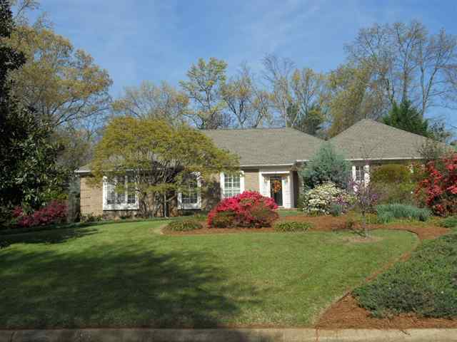 8 Coventry Road Greenville, SC 29615 - Photo 1 of 25 Gallery Image 1