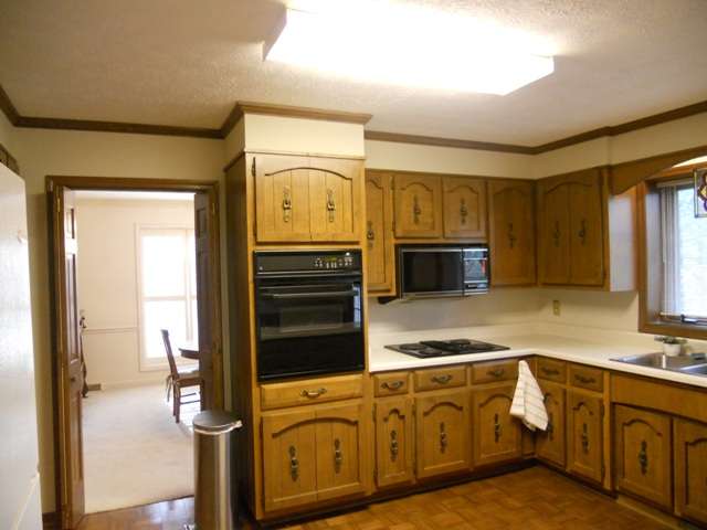 8 Coventry Road Greenville, SC 29615 - Photo 9 of 25 Gallery Image 9