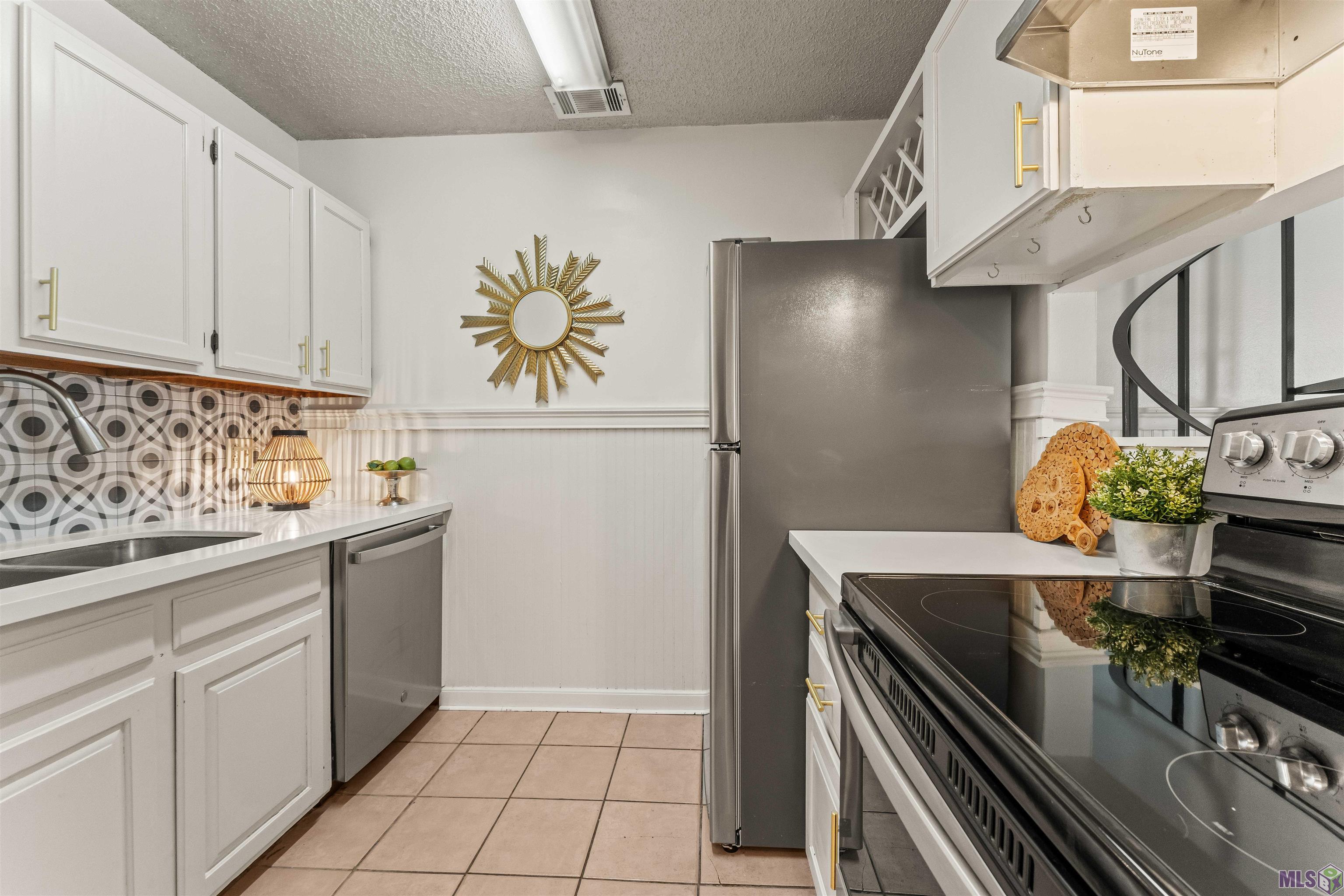 9145 Ridge Oak Drive Baton Rouge, LA 70810 - Photo 3 of 18