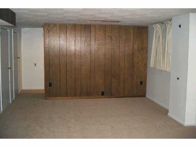 464 Bernhard Road Whitehall, OH 43213 - Photo 6 of 10