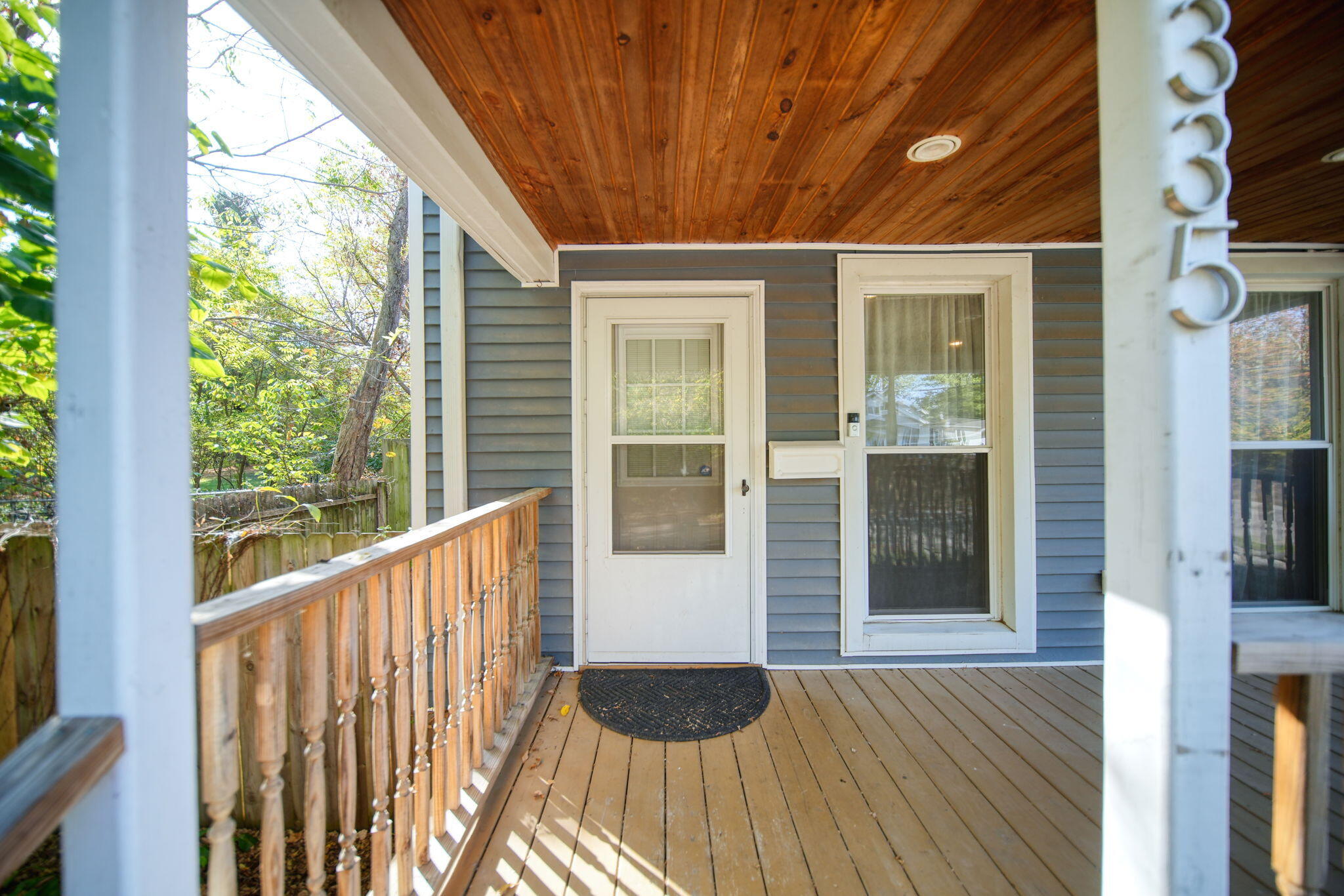 335 Wall Street Jackson, MI 49203 - Photo 4 of 55 5-web-or-mls-DSC08905_HDR