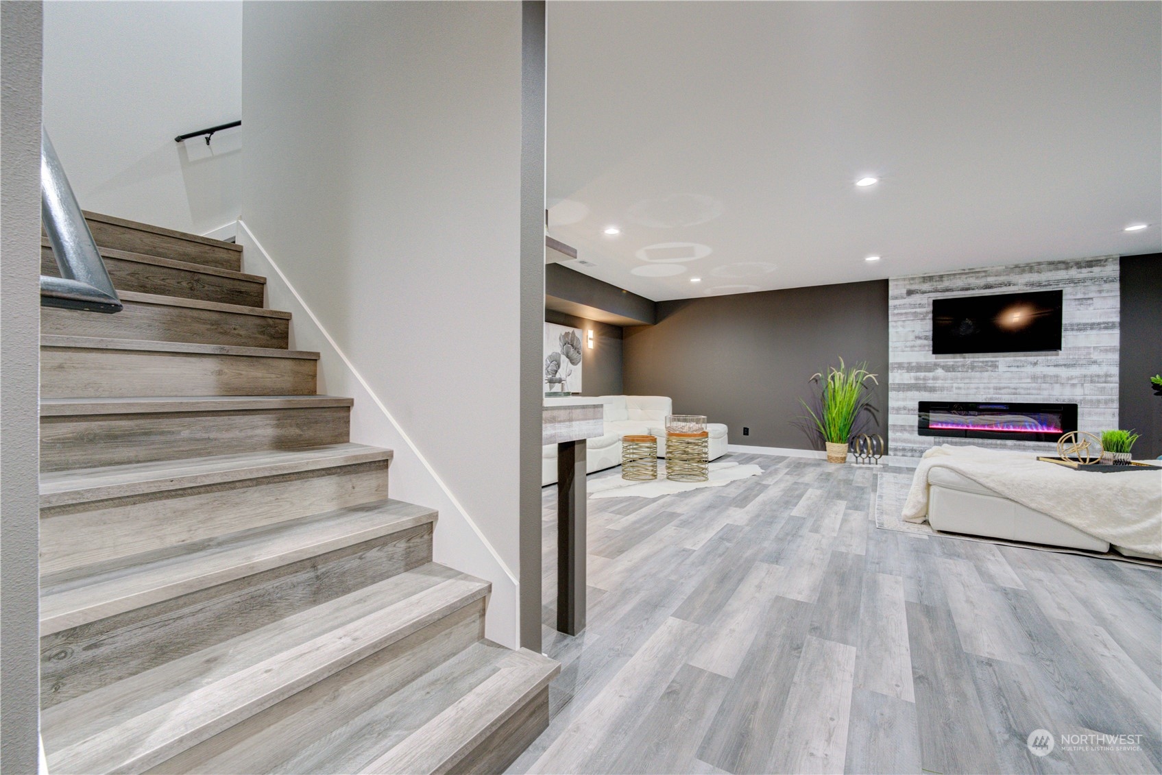 1861 Watkins Road Freeland, WA 98249 - Photo 23 of 39 a view of a livingroom with furniture and staircase