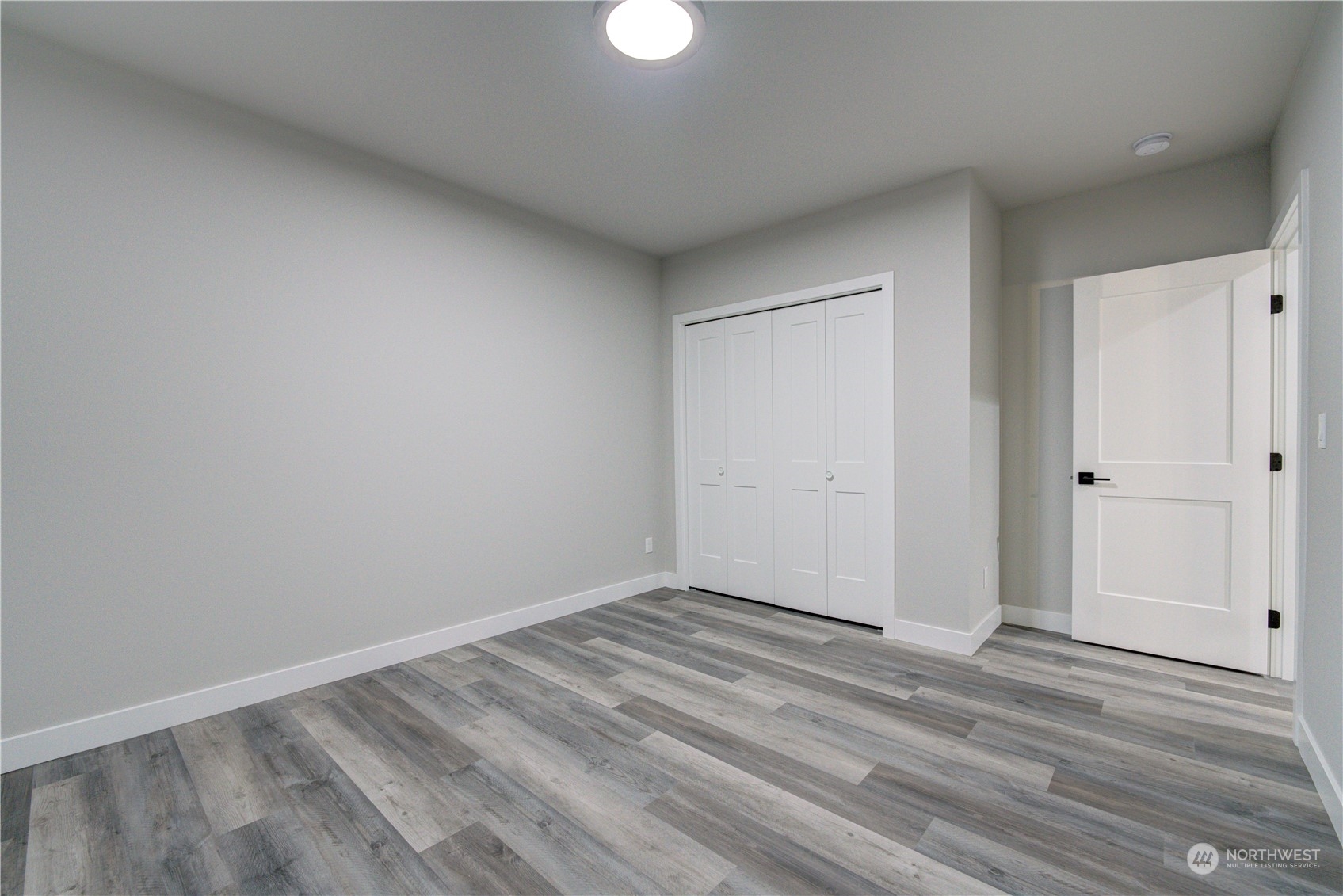1861 Watkins Road Freeland, WA 98249 - Photo 32 of 39 a view of room