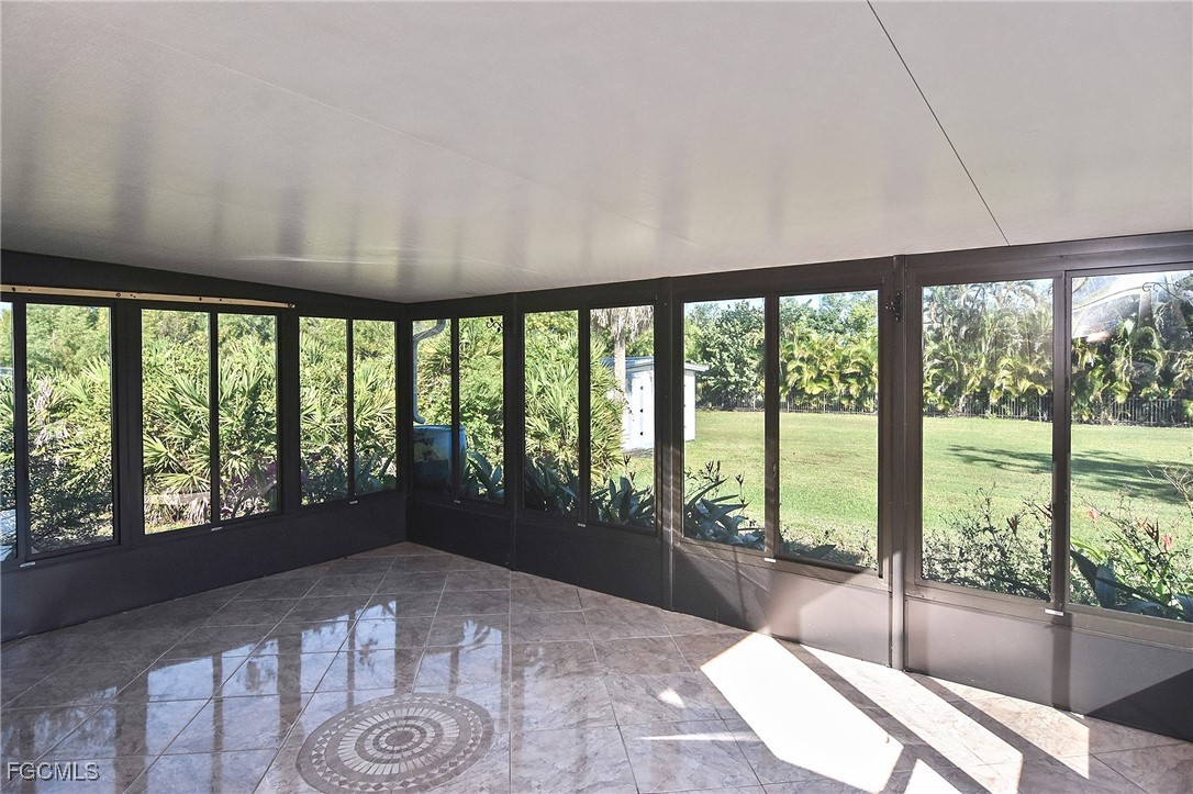 4658 Gulf Shore Road St. James City, FL 33956 - Photo 35 of 50 a very nice looking room with a large window