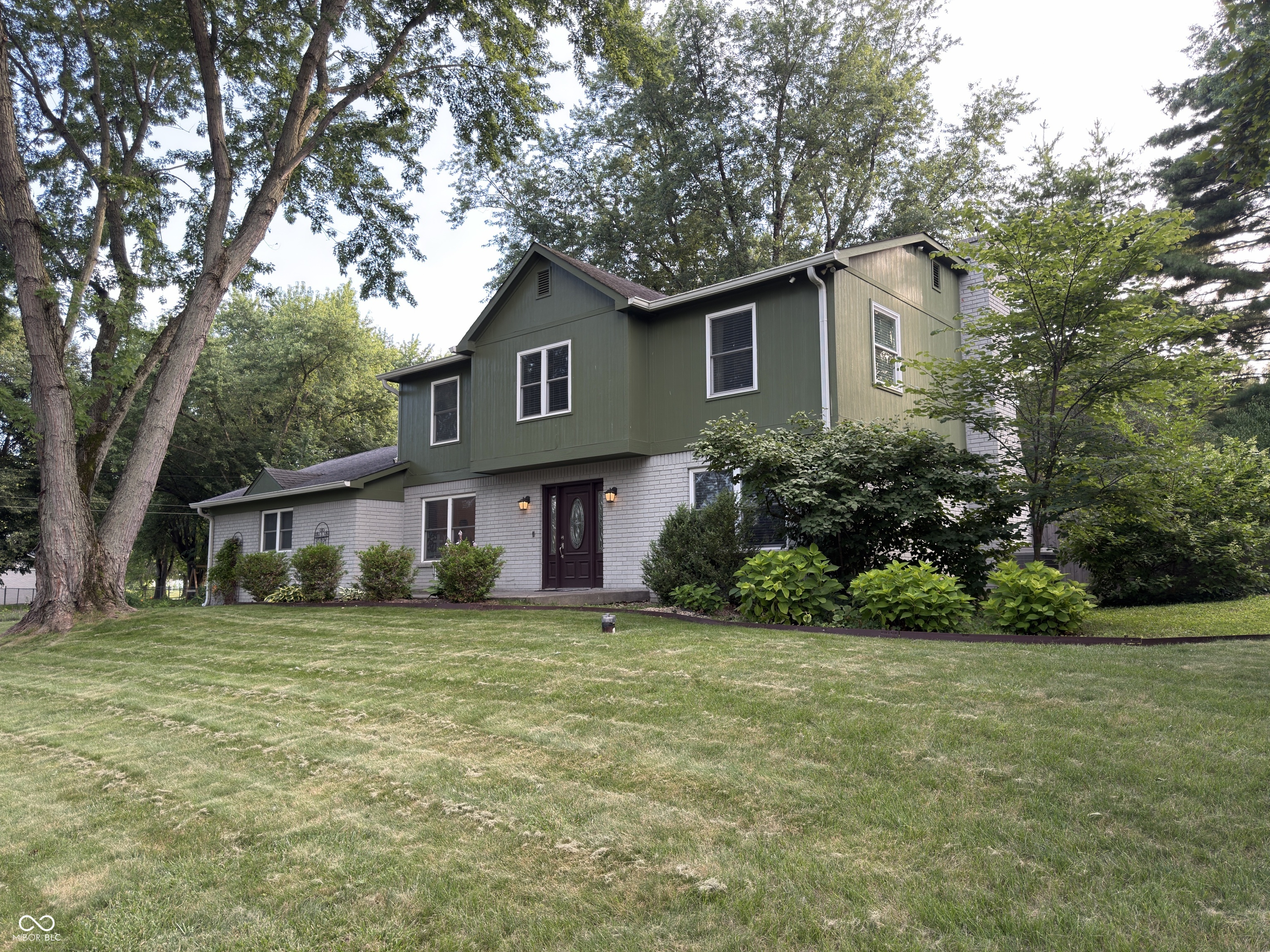 7056 Eagle Road Indianapolis, IN 46278 - Photo 2 of 62