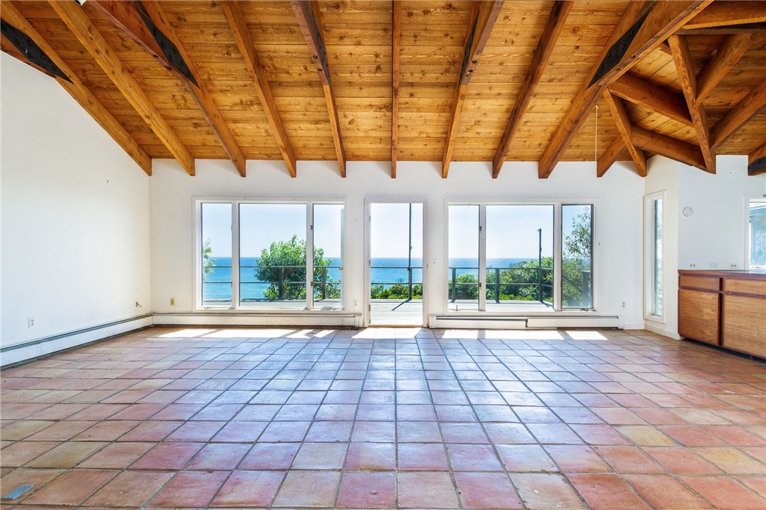 1052 Spring Street Block Island, RI 02807 - Photo 13 of 33