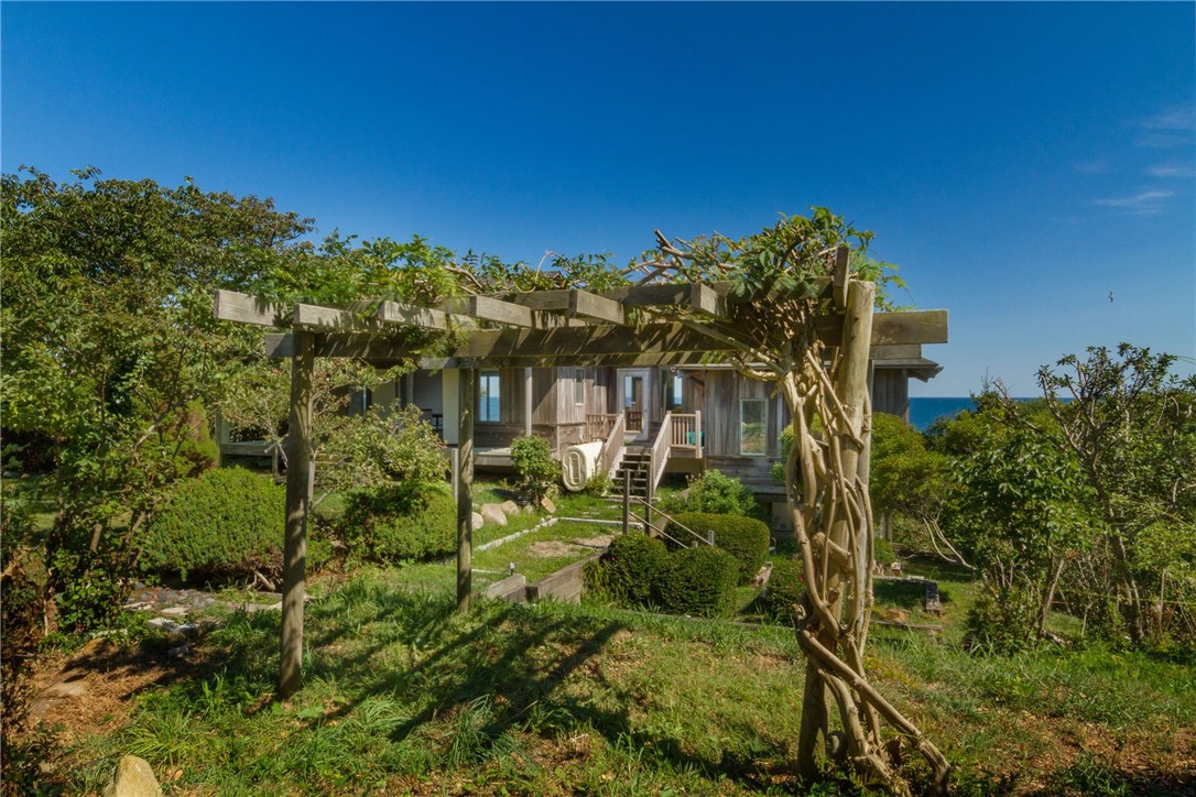 1052 Spring Street Block Island, RI 02807 - Photo 25 of 33