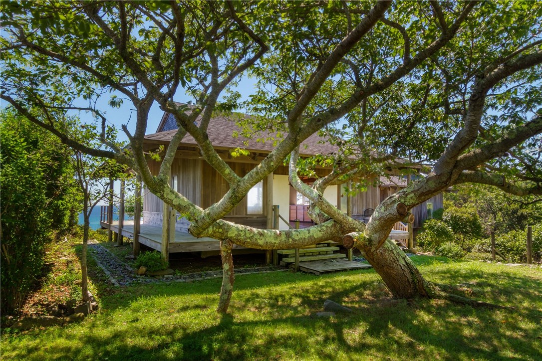 1052 Spring Street Block Island, RI 02807 - Photo 8 of 33