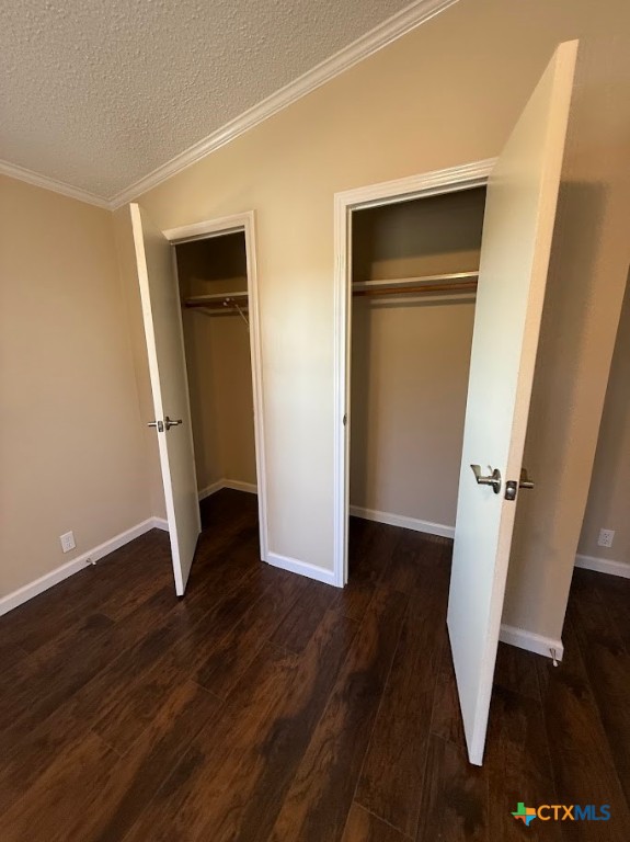 4551 Chamberlain Way Canyon Lake, TX 78133 - Photo 23 of 34 an entryway with a door