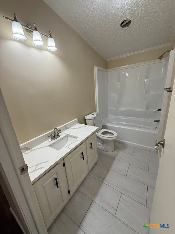 4551 Chamberlain Way Canyon Lake, TX 78133 - Photo 24 of 34 a bathroom with a granite countertop sink mirror and a bathtub