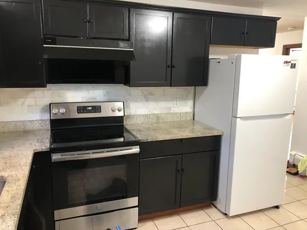 $3,700 | 1195 Boylston Street, Unit 1195, Newton, MA 02464