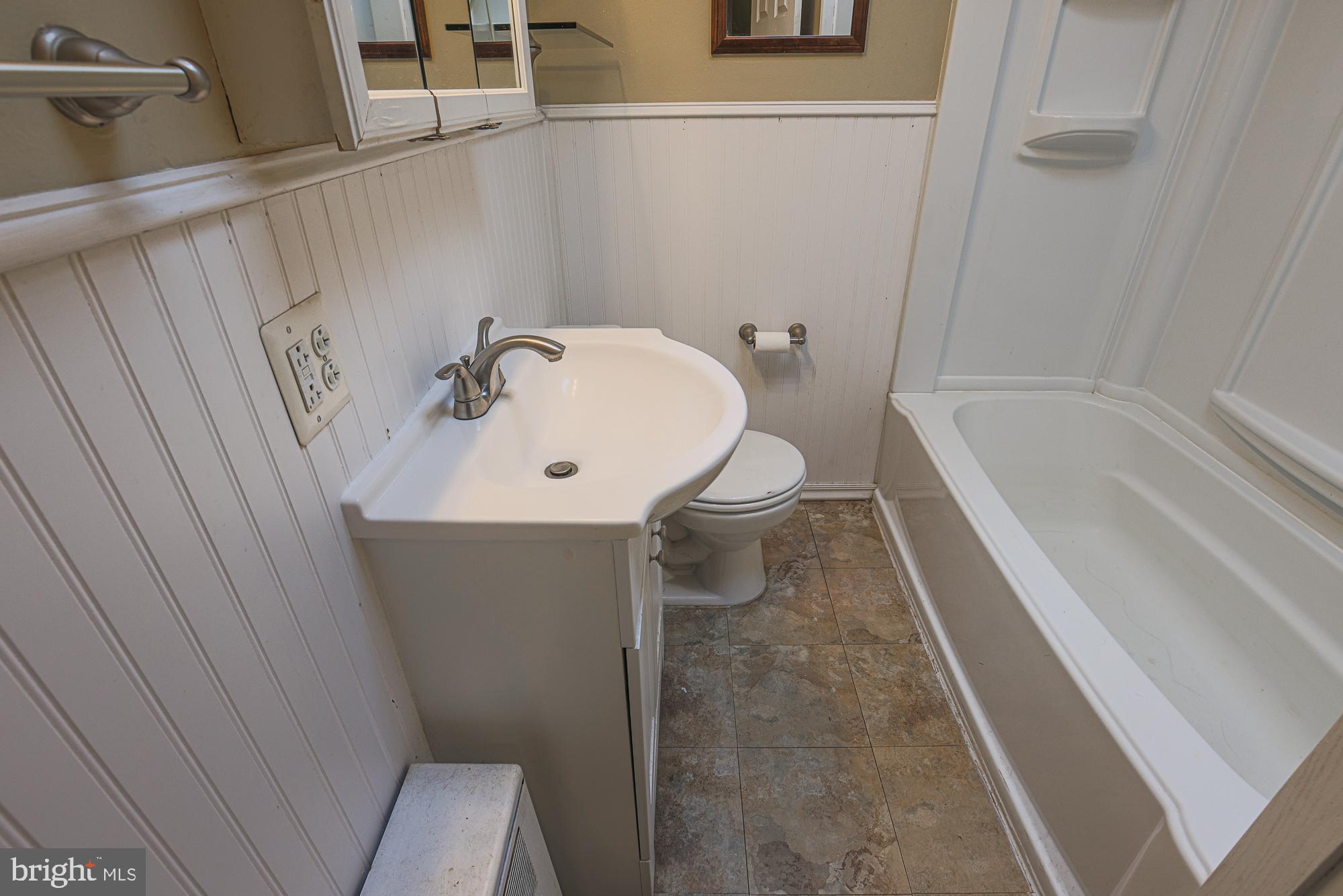 1230 Primrose Avenue Rosedale, MD 21237 - Photo 21 of 24 Full Bath-Upper Level