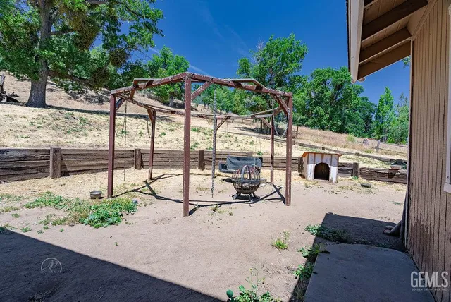 a view of outdoor space yard and patio
