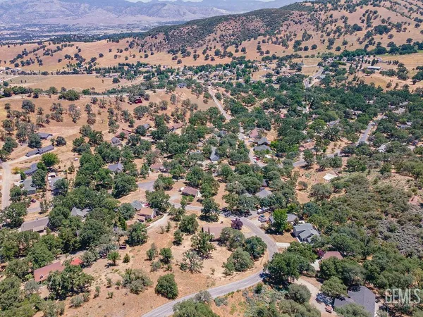 $299,998 | Undisclosed Address, Tehachapi, CA 93561