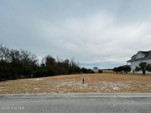 $128,000 | 104 Brandon Avenue, Hubert, NC 28539
