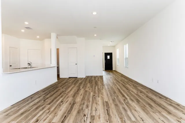 $1,910 | 23926 Lakota Canyon Drive, Hockley, TX 77447