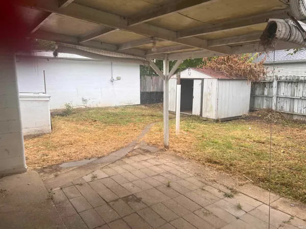 $163,900 | 1901 West Riggin Road, Muncie, IN 47304