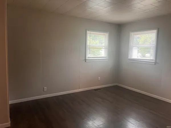 $163,900 | 1901 West Riggin Road, Muncie, IN 47304