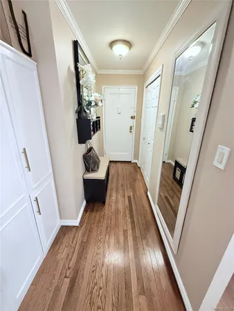 $249,000 | 1213 East Broadway, Unit B12, Hewlett, NY 11557