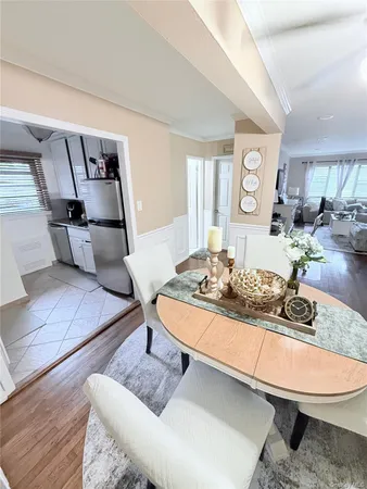 $249,000 | 1213 East Broadway, Unit B12, Hewlett, NY 11557