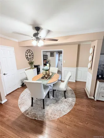 $249,000 | 1213 East Broadway, Unit B12, Hewlett, NY 11557