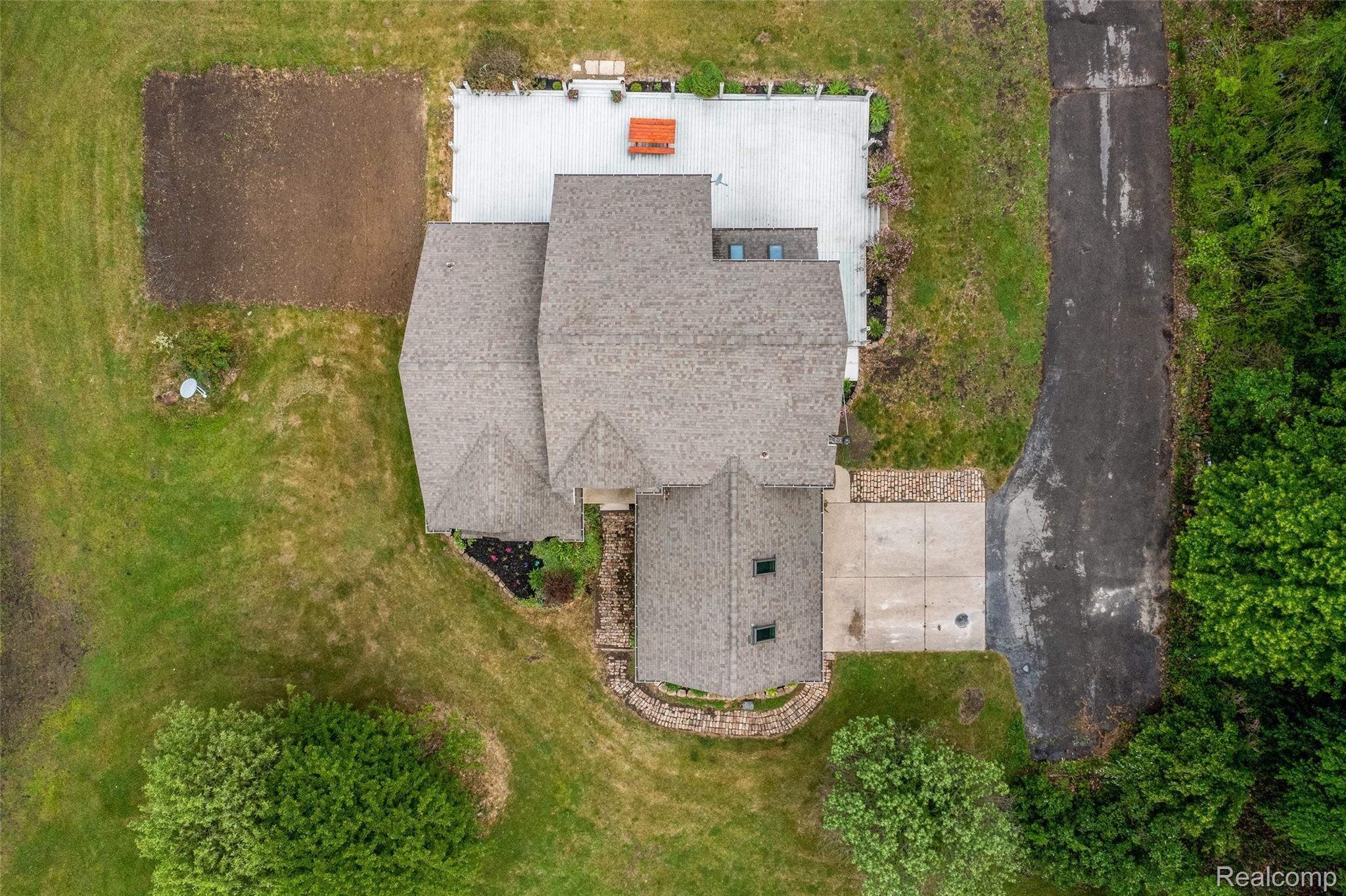 13034 Capernall Road Carleton, MI 48117 - Photo 39 of 44 Drone20.jpg