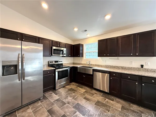 $1,700 | 2532 Allsbrook Drive, Fayetteville, NC 28301