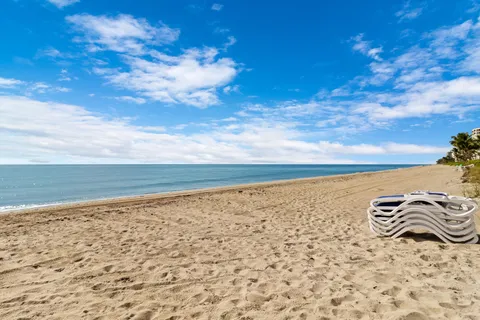 $469,999 | 2921 South Ocean Boulevard, Unit 305, Highland Beach, FL 33487