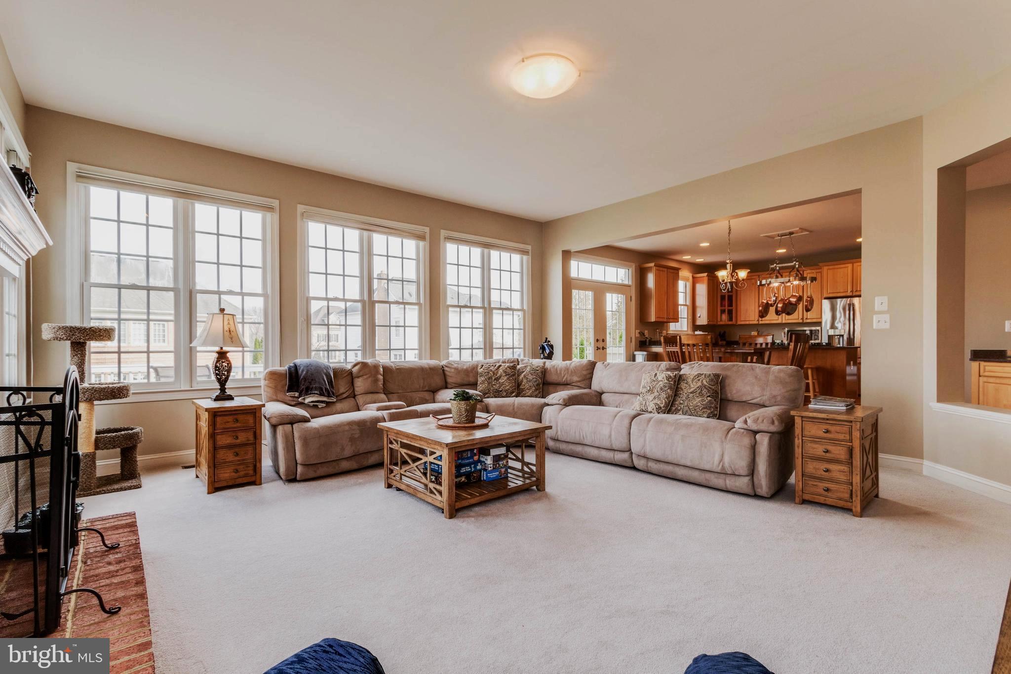 8229 Roxborough Loop Gainesville, VA 20155 - Photo 28 of 108 Enormous Step-down Family Room