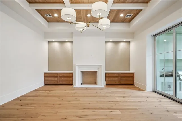 $2,295,000 | 111 Arlington Drive, Metairie, LA 70001