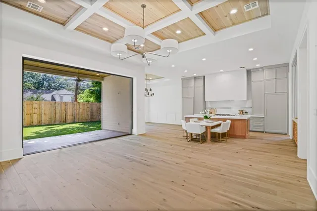 $2,295,000 | 111 Arlington Drive, Metairie, LA 70001