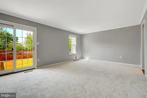 $3,300 | 10355 Granite Creek Lane, Oakton, VA 22124