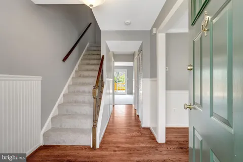 $3,300 | 10355 Granite Creek Lane, Oakton, VA 22124