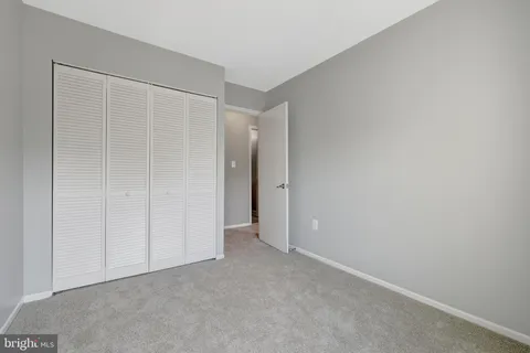 $3,300 | 10355 Granite Creek Lane, Oakton, VA 22124